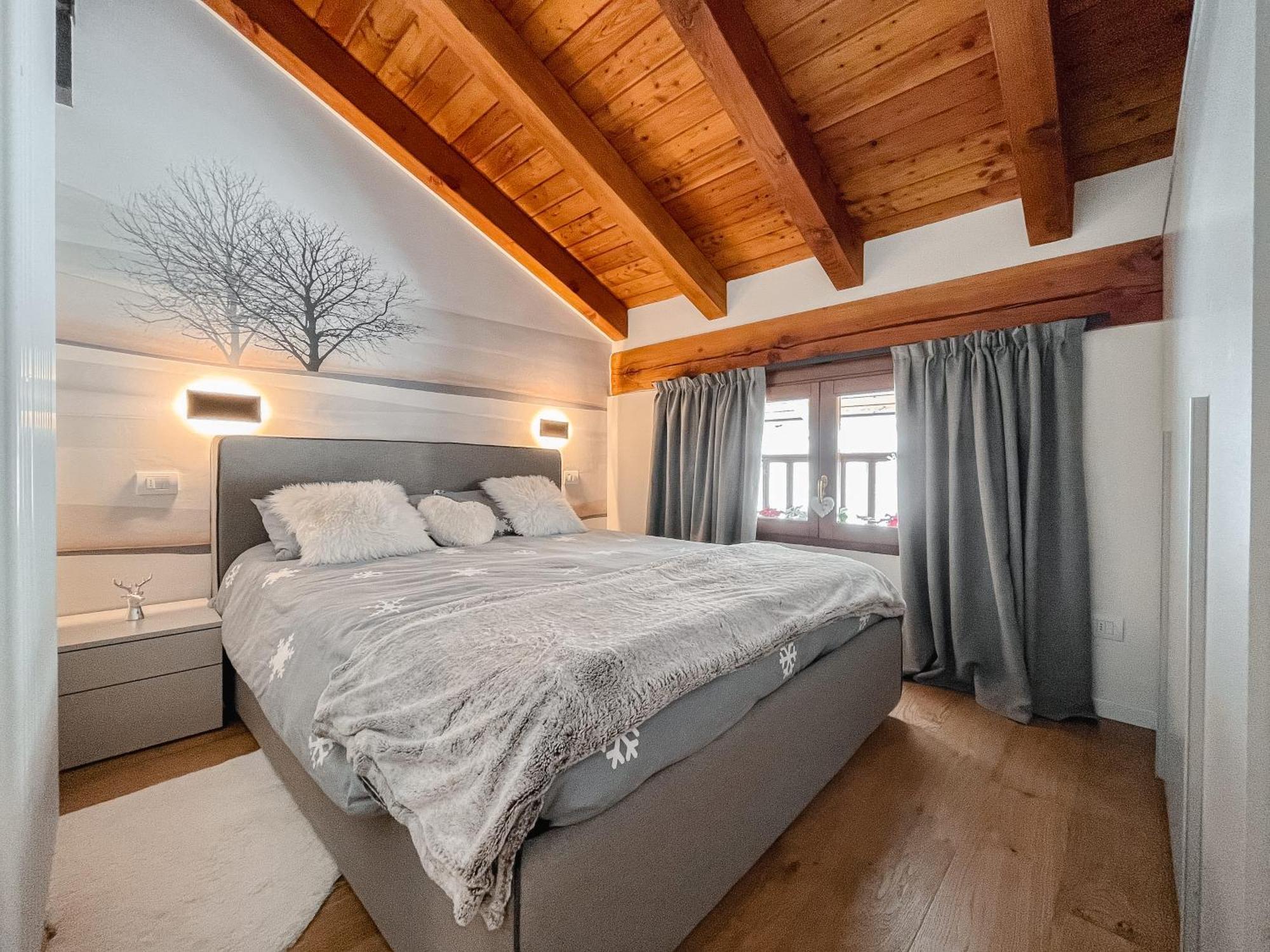 Maison Poluc Hotel Apartments Champoluc Esterno foto