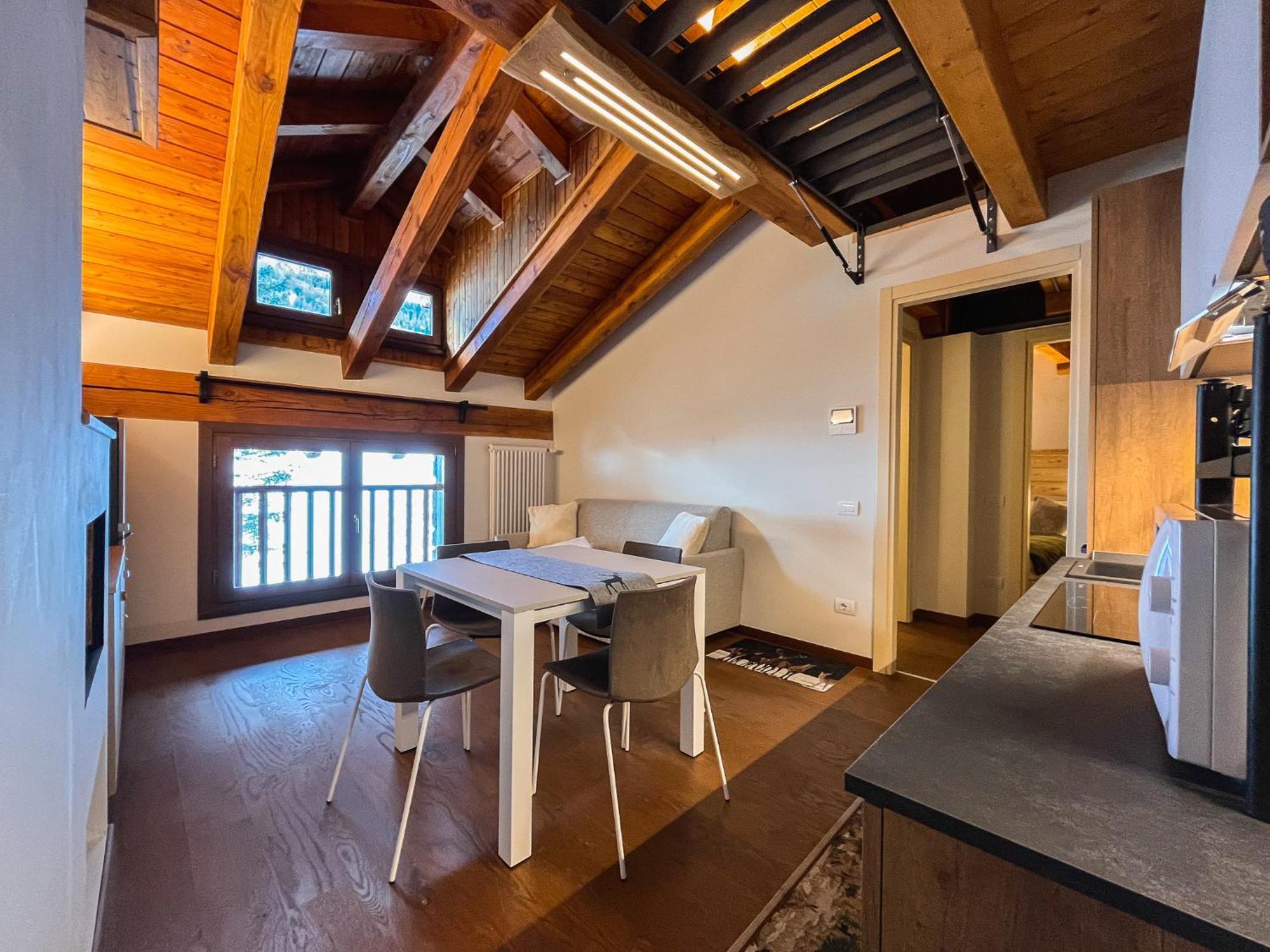 Maison Poluc Hotel Apartments Champoluc Esterno foto