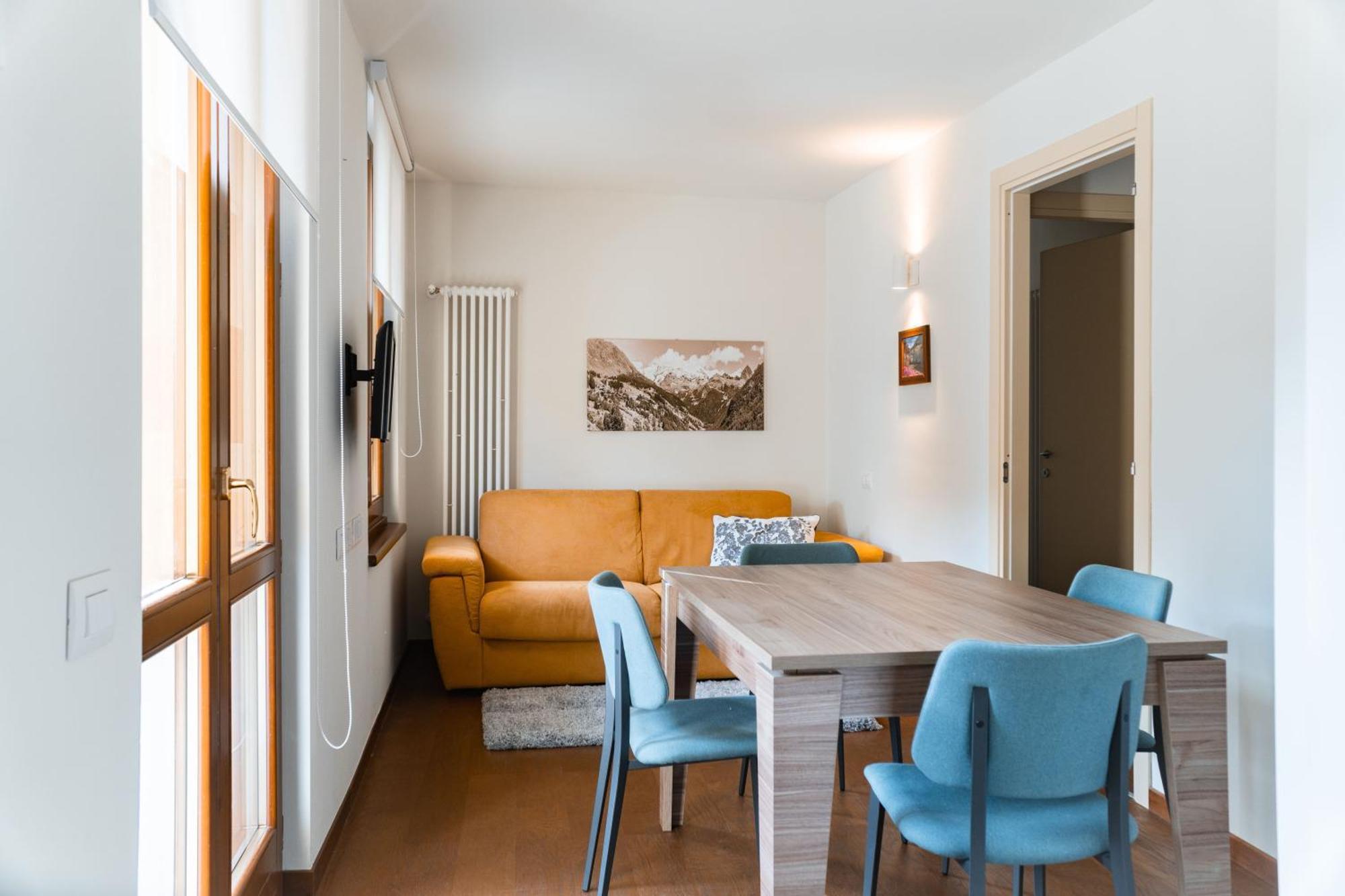Maison Poluc Hotel Apartments Champoluc Esterno foto