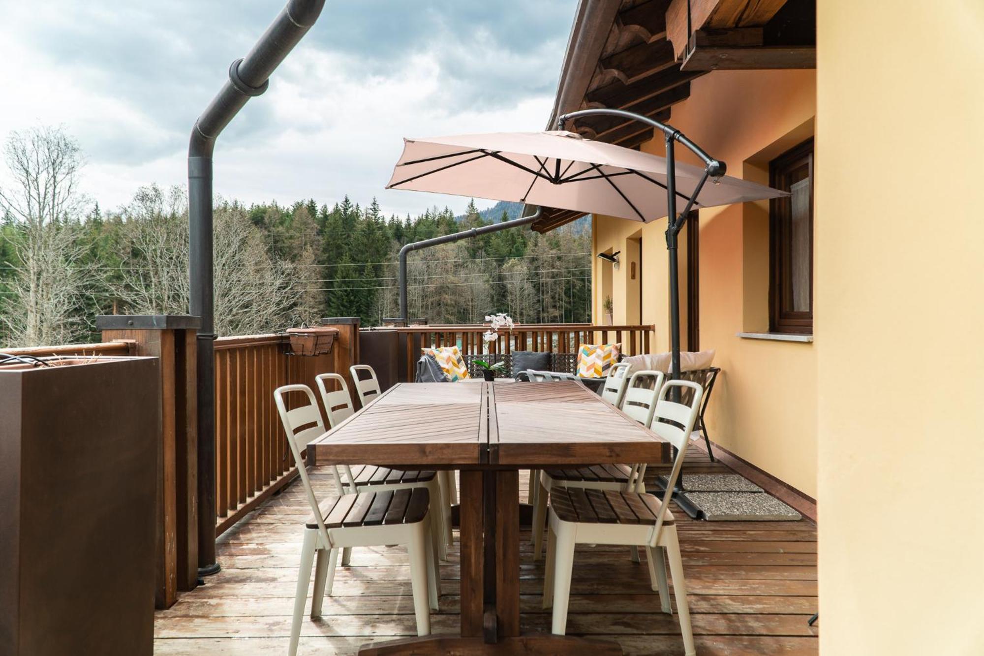 Maison Poluc Hotel Apartments Champoluc Esterno foto