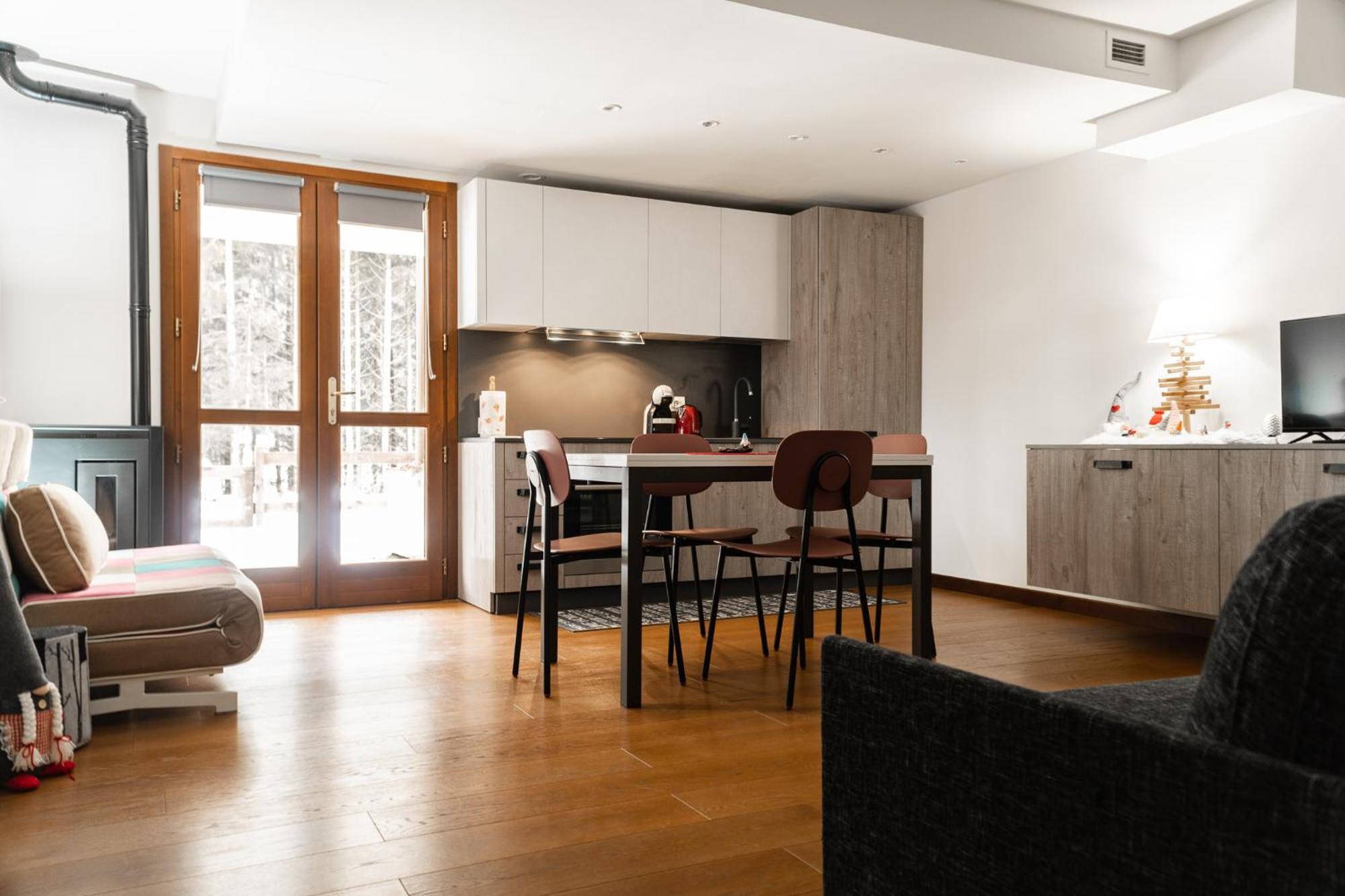 Maison Poluc Hotel Apartments Champoluc Esterno foto